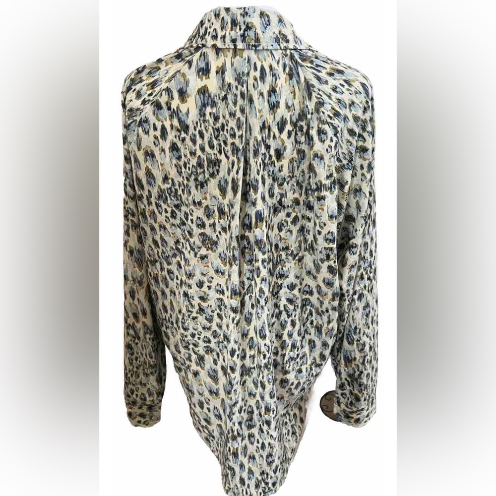LOVESTITCH Cheetah Print Silky Rayon Yellow Blue Button Up Long Sleeve Top Small - Picture 4 of 9